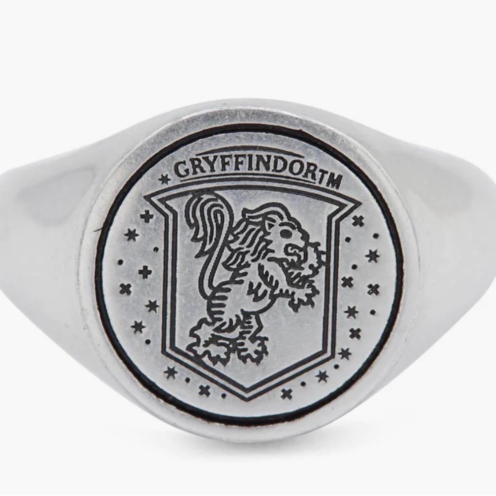 BRAND NEW PURA VIDA GRYFFINDOR CLASS RING Two sizes Available 7 and 8. L…
